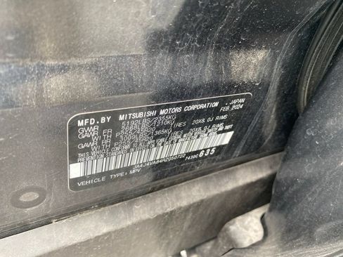 Used 2024 Mitsubishi Outlander SE AWD/4WD image 12
