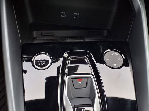 New 2026 Audi A3 2.0T Premium image 25