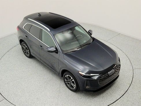 Certified 2025 Audi Q5 Premium Plus w/ Premium Plus AWD/4WD image 24