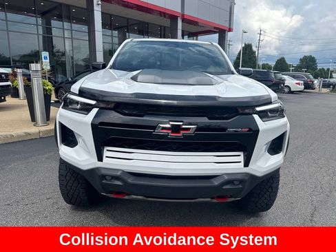 Used 2024 Chevrolet Colorado ZR2 w/ ZR2 Convenience Package III AWD/4WD image 11