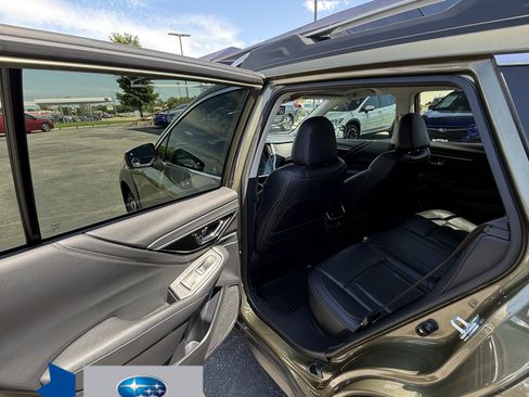 Used 2023 Subaru Outback Touring XT AWD/4WD image 10