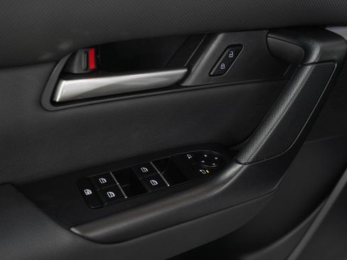 Certified 2025 MAZDA CX-50 AWD 2.5 S w/ Premium Package image 22