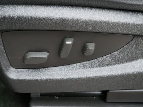 Used 2016 GMC Sierra 1500 SLE image 34