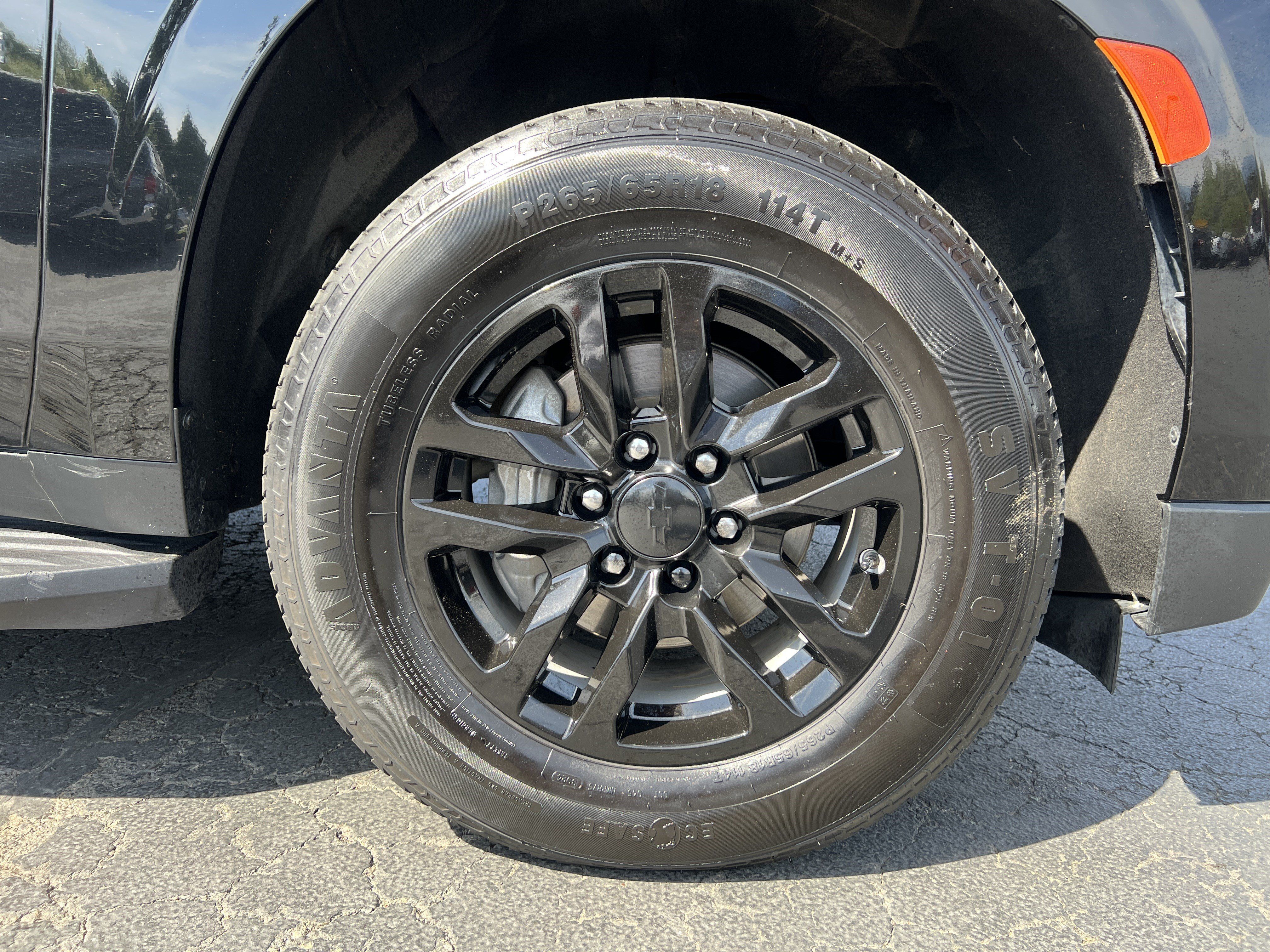 Used 2023 Chevrolet Tahoe LT AWD/4WD image 9