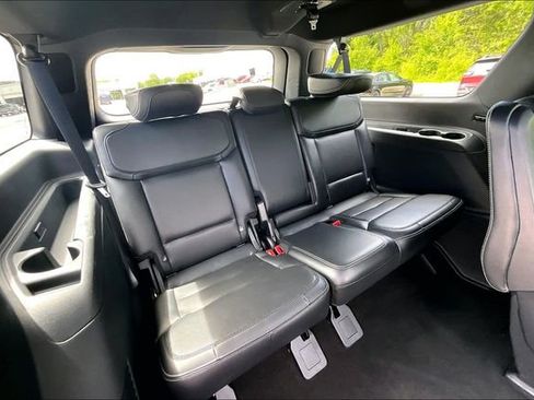 Used 2025 Ford Expedition Max Platinum w/ Stealth Performance Package AWD/4WD image 27