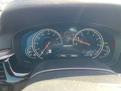 Used 2018 BMW M550i xDrive image 18