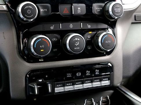 Used 2019 RAM 2500 Lone Star image 18