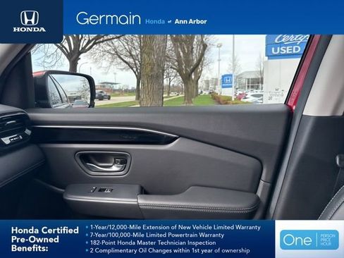 Certified 2025 Honda Pilot Touring image 33