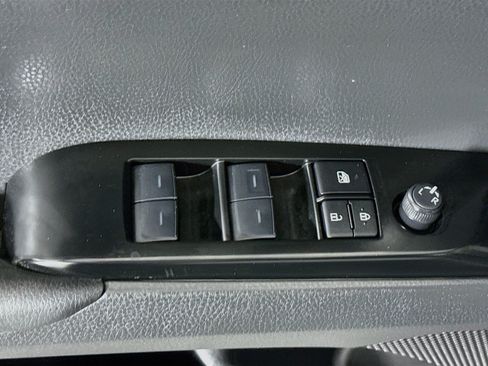 Used 2026 Toyota Camry SE FWD image 24