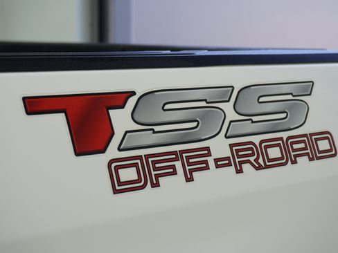 Used 2021 Toyota Tundra SR5 RWD image 8