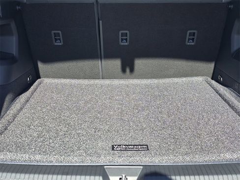 New 2026 Volkswagen Tiguan S image 21