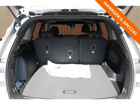 New 2025 Jeep Grand Cherokee Laredo X w/ Luxury Tech Group I image 17