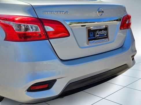Used 2019 Nissan Sentra SV image 7