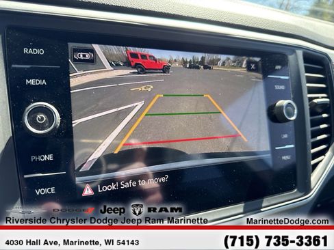 Used 2021 Volkswagen Atlas Cross Sport SE w/ Panoramic Sunroof Package AWD/4WD image 22