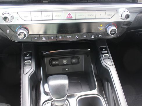 Certified 2022 Kia Telluride EX w/ EX Premium Package image 33