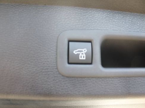Certified 2026 Toyota Sienna XSE FWD image 20