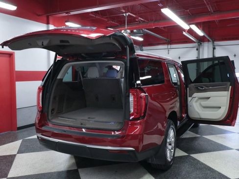 Used 2023 GMC Yukon XL Denali image 29