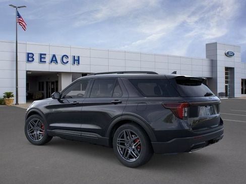 New 2026 Ford Explorer ST-Line RWD image 5