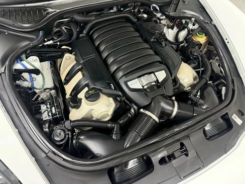 Used 2015 Porsche Panamera GTS image 43