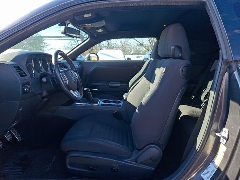 Used 2013 Dodge Challenger R/T w/ Blacktop Pkg image 13