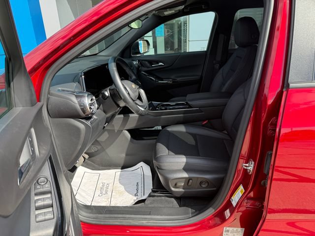 Used 2026 Chevrolet Equinox LT w/ Convenience Package II AWD/4WD image 9