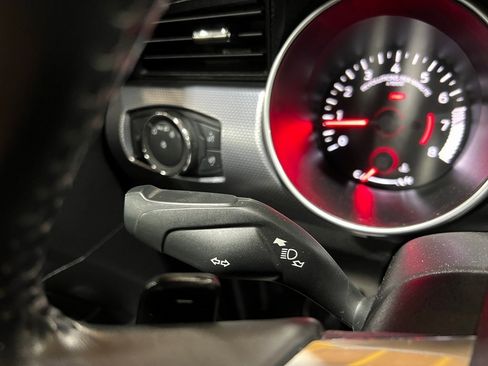 Used 2019 Ford Mustang GT image 33