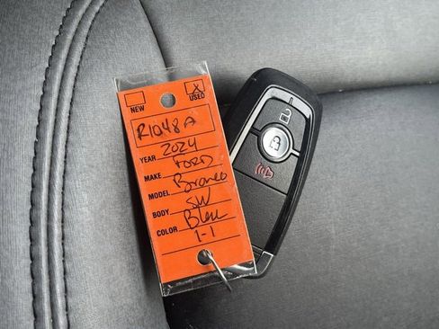 Used 2024 Ford Bronco Black Diamond image 12