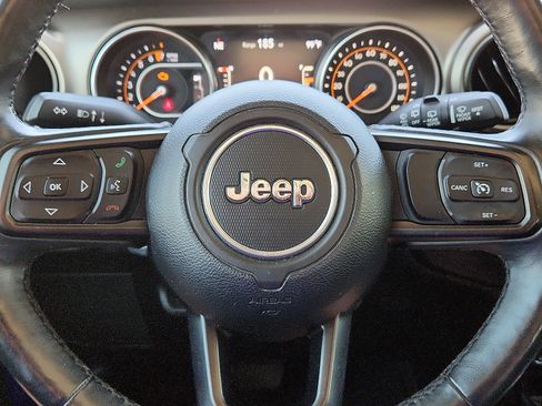 Used 2018 Jeep Wrangler Unlimited Sport S AWD/4WD image 19