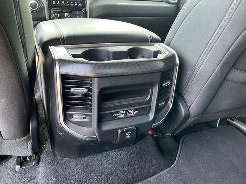 Used 2025 RAM 1500 Big Horn AWD/4WD image 28