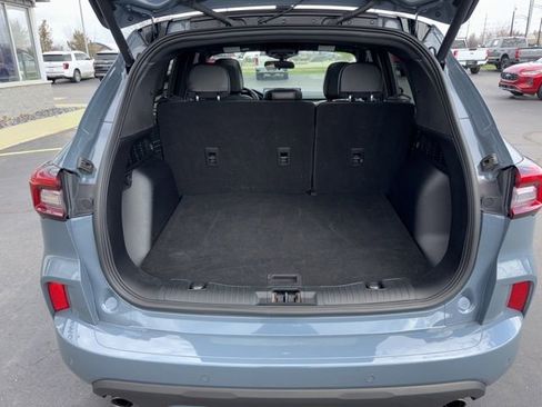 Certified 2023 Ford Escape ST-Line w/ Tech Pack #1 AWD/4WD image 15