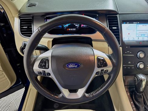 Used 2016 Ford Taurus SEL w/ Equipment Group 201A image 16