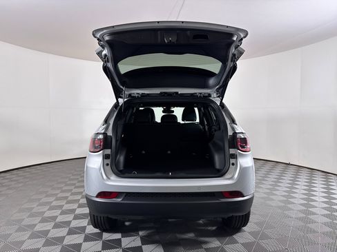 New 2026 Jeep Compass Limited image 7