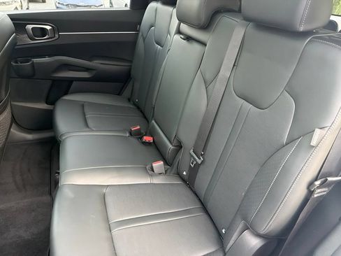 Used 2026 Kia Sorento S w/ S Panoramic Sunroof Package FWD image 15