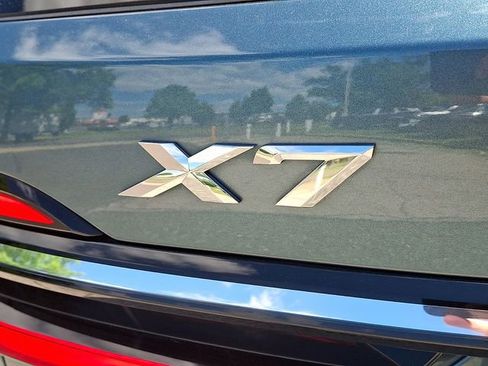 Used 2024 BMW X7 xDrive40i w/ Premium Package AWD/4WD image 31