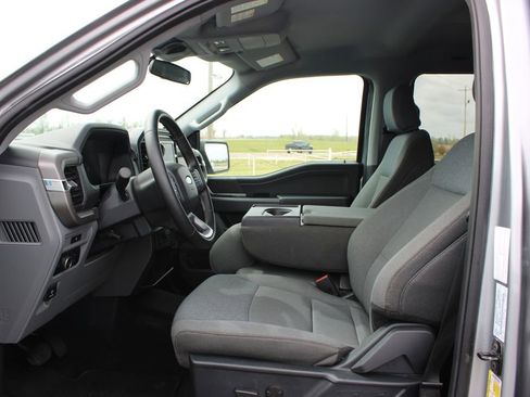 Used 2025 Ford F150 XLT w/ Equipment Group 301A Standard image 18