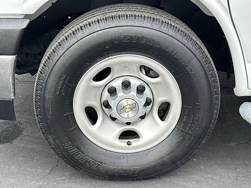 Certified 2024 Chevrolet Express 2500 w/ Driver Convenience Package image 28