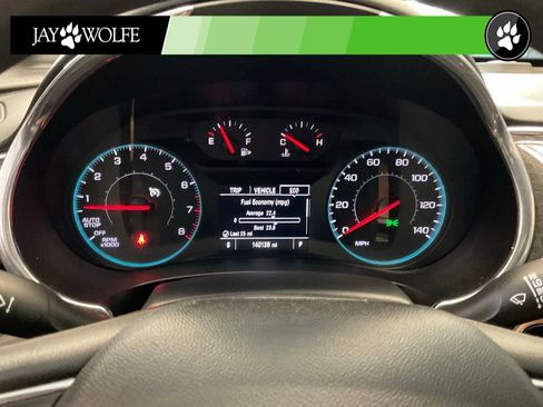 Used 2018 Chevrolet Malibu LT FWD image 13