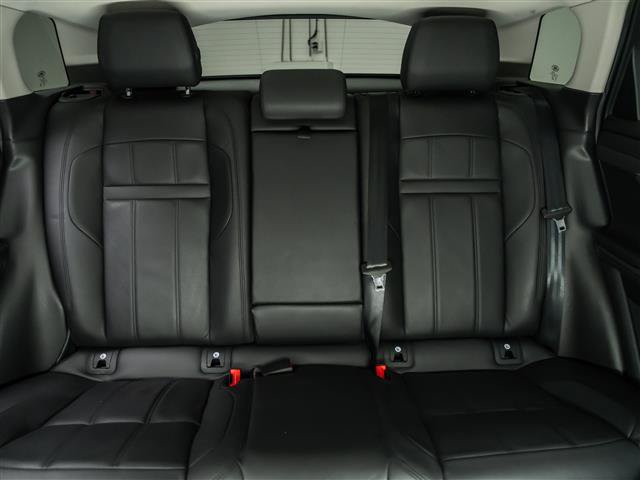 Used 2023 Land Rover Range Rover Evoque S AWD/4WD image 16