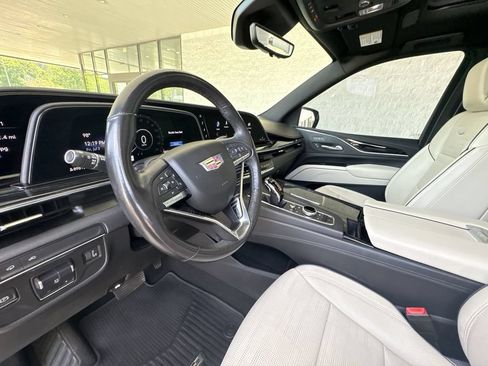 Certified 2021 Cadillac Escalade Sport w/ Driver Assist Tech Package RWD image 10