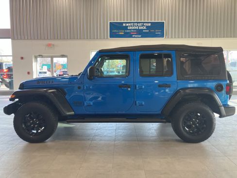 Used 2021 Jeep Wrangler Unlimited Sport image 8