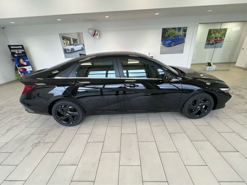 New 2026 Hyundai Elantra SEL Sport Premium image 6