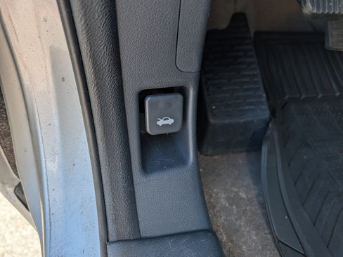 Used 2012 Honda Ridgeline RT image 24
