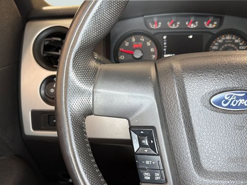 Used 2014 Ford F150 Raptor w/ Equipment Group 801A Luxury image 29