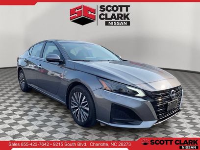 Used 2024 Nissan Altima 2.5 SV w/ SV Premium Package