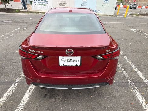 Used 2020 Nissan Sentra SR w/ Electronics Package FWD image 6