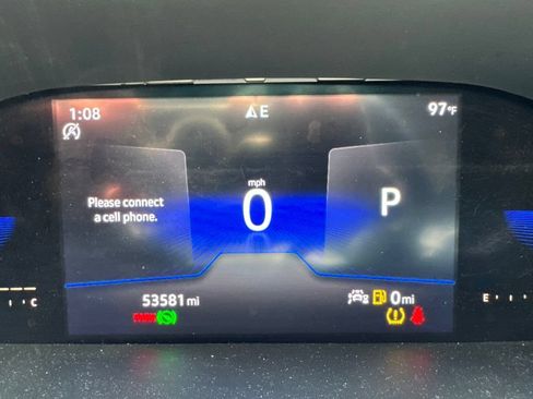 Used 2022 Volkswagen Taos SE FWD image 12