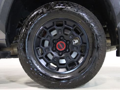 Used 2025 Toyota Sequoia TRD Pro AWD/4WD image 82