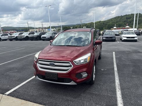 Used 2018 Ford Escape SE AWD/4WD image 8