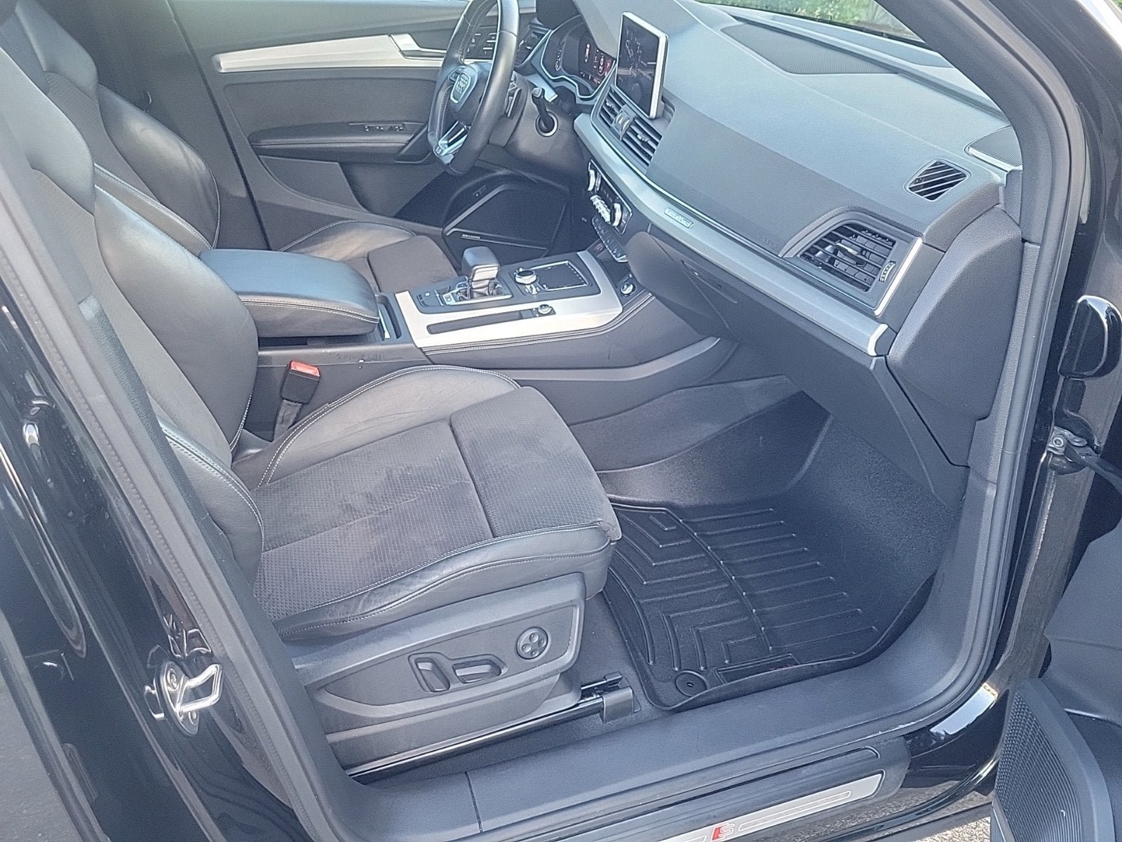 Used 2020 Audi SQ5 Premium Plus AWD/4WD image 13