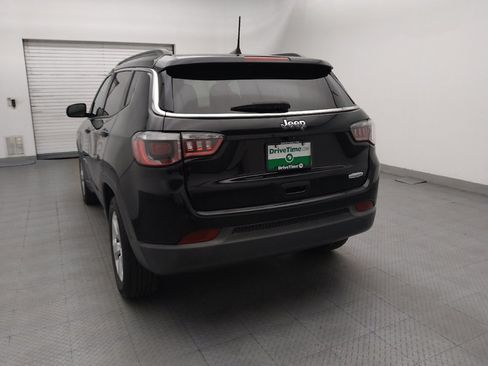 Used 2019 Jeep Compass Latitude w/ Popular Equipment Group FWD image 6